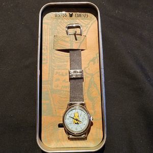 VINTAGE HTF Winnie The Pooh Ladies Watch In Tin